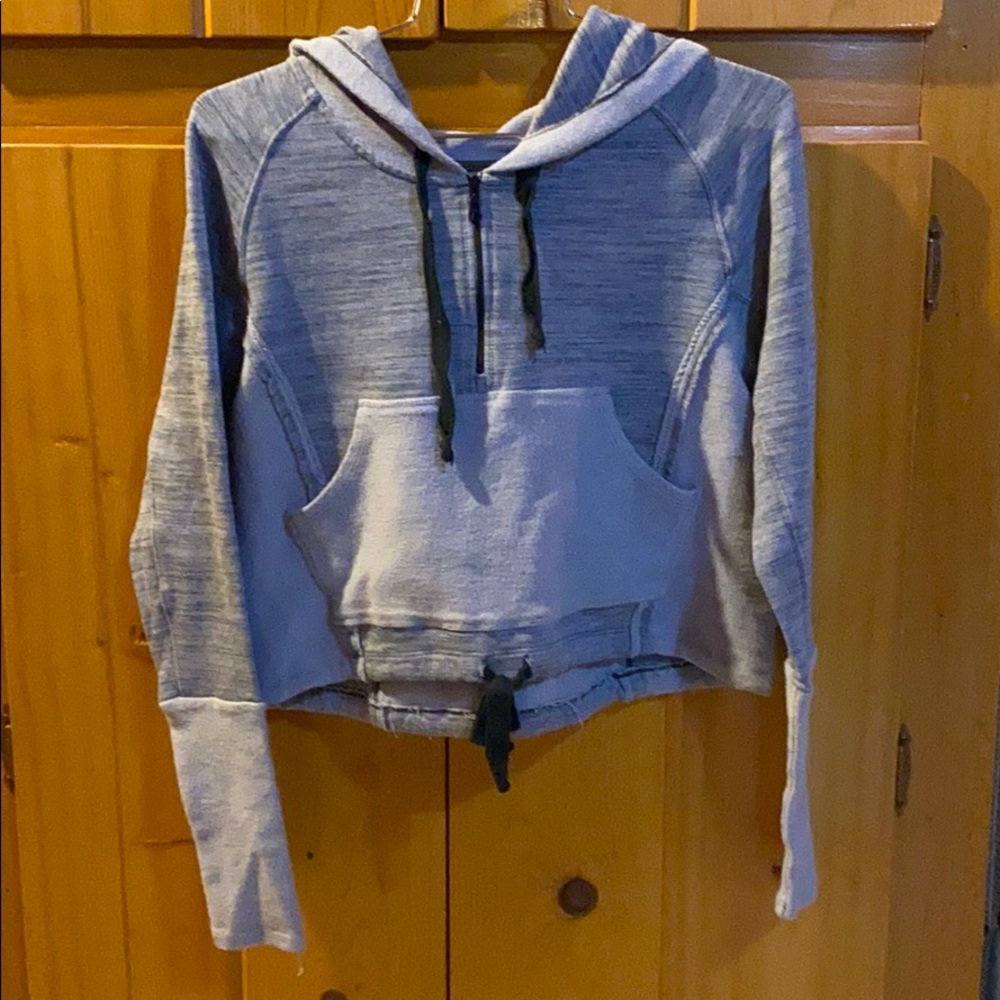 Free People stretchy cropped hoodie